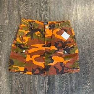 Urban Outfitters orange camo mini skirt!